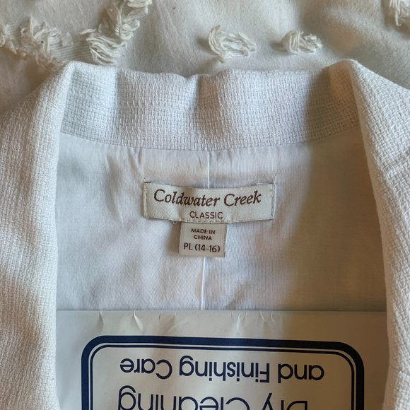 3/4 sleeve tailored black and white blazer - Picture 4 of 4